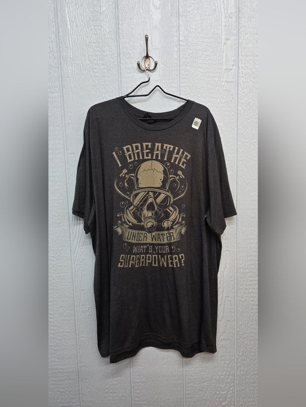 New 3X Graphic 'I Breathe Under Water' Skull Tee - Charcoal with Tan Print